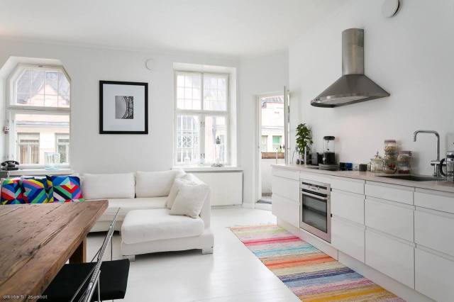 964870_469216183158546_326559371_o