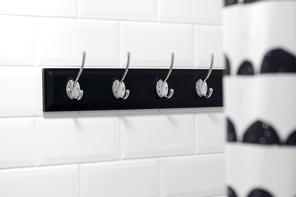 naulakko_suihkuverho