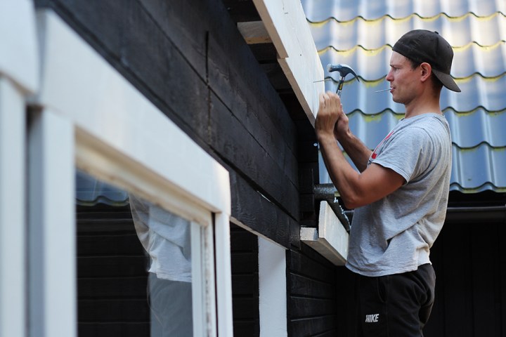 olli_kattoa_nakuttaa