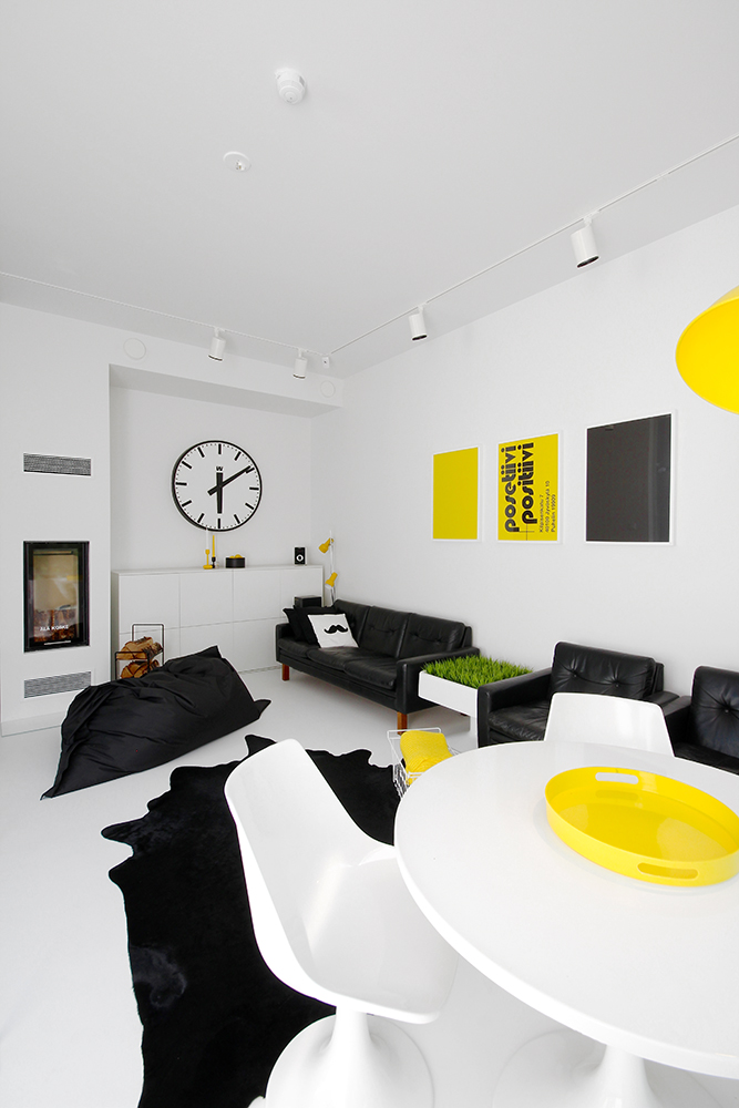 luck_keltainen_huone