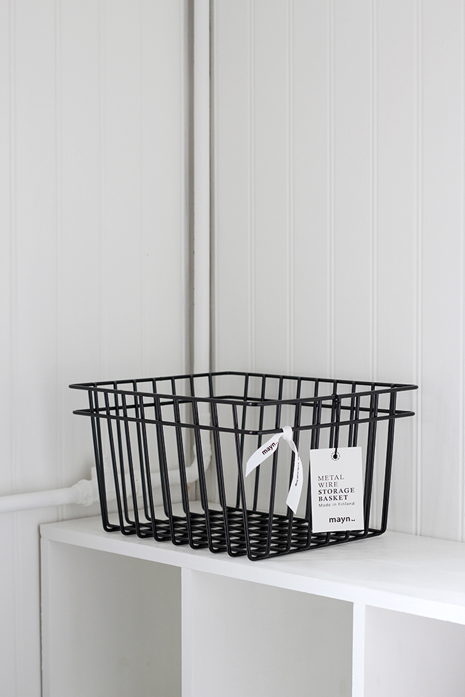 MAYN_musta_lankakori