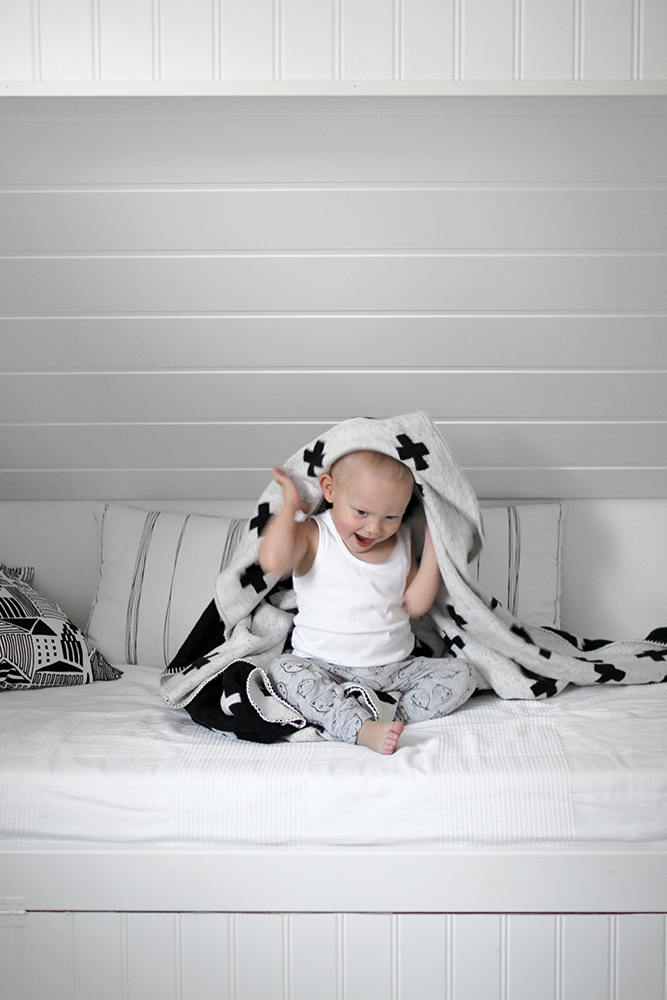 peiton_alla_piilossa