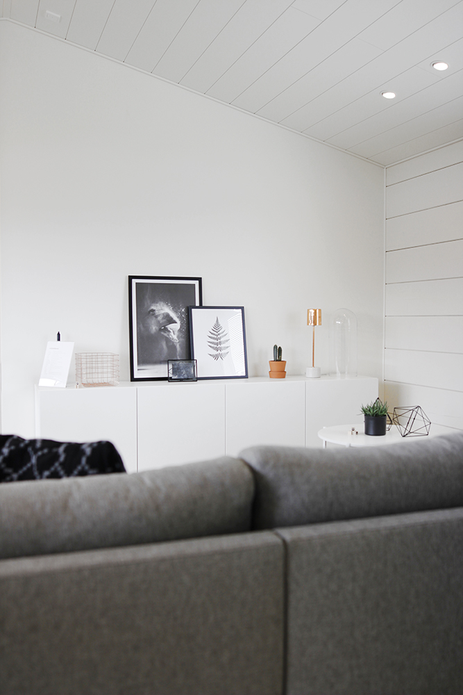 markki_sohvan_takana